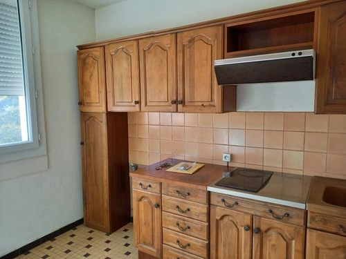 Image d'un appartement 2 pièces 40 m² à 46000€ à pont-saint-esprit (30130)