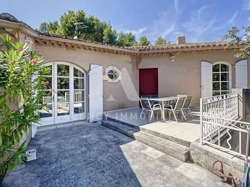 Image d'un maison 5 pièces 140 m² à 570000€ à noves (13550)