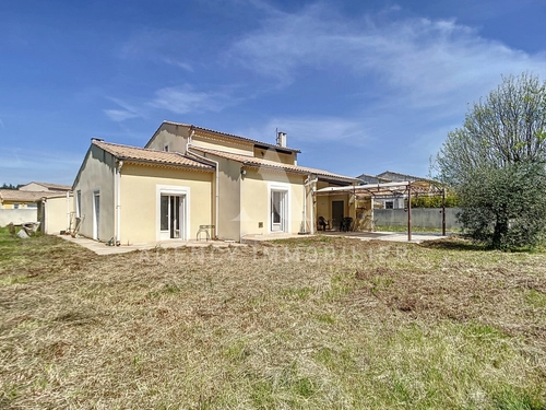 Image d'un maison 6 pièces 149 m² à 459000€ à noves (13550)