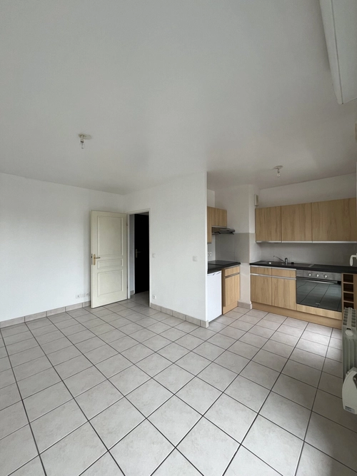 Image d'un appartement 2 pièces 41 m² à 630€ à lucé (28110)