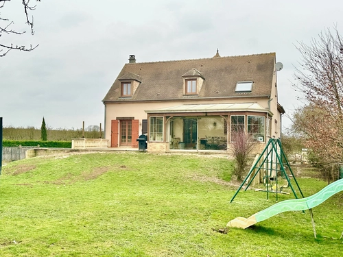 Image d'un maison 7 pièces 200 m² à 430000€ à nanteuil-le-haudouin (60440)