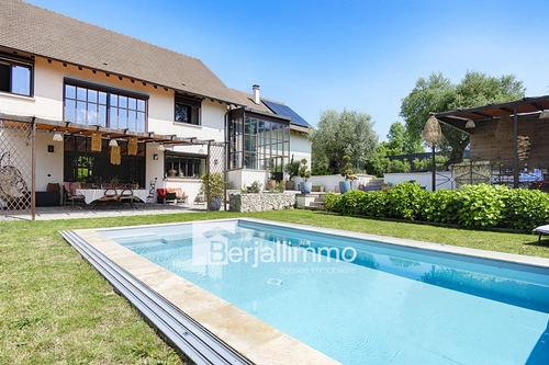 Image d'un maison 5 pièces 575 m² à 1190000€ à genas (69740)
