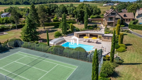 Image d'un maison 10 pièces 415 m² à 1285000€ à genas (69740)