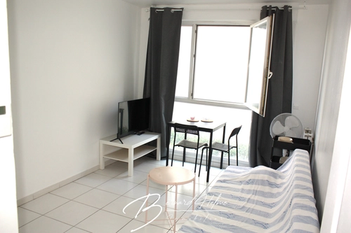 Image d'un appartement 1 pièce 18 m² à 117600€ à marseille 8ème (13008)