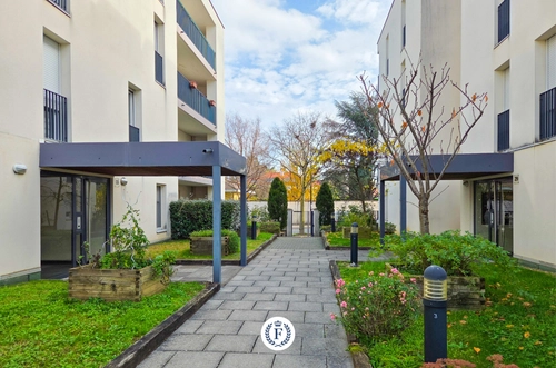 Image d'un appartement 3 pièces 65 m² à 239000€ à meyzieu (69330)