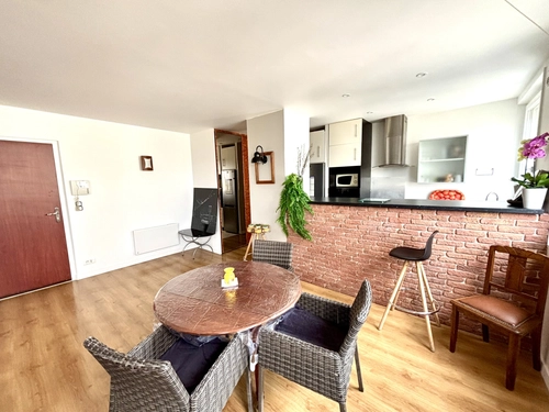 Image d'un appartement meublé 2 pièces 57 m² à 1250€ à romainville (93230)