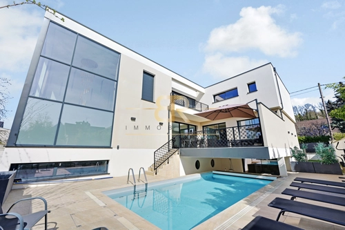 Image d'un maison 8 pièces 350 m² à 1450000€ à chennevières-sur-marne (94430)