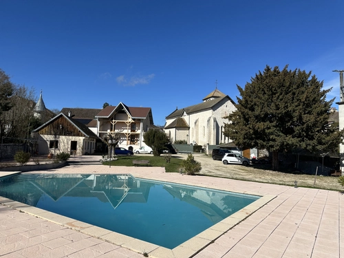 Image d'un maison 7 pièces 160 m² à 615000€ à ceyzérieu (01350)