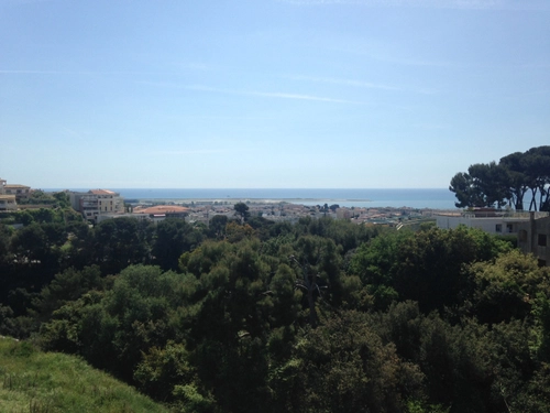 Image d'un appartement 3 pièces 56 m² à 1475€ à saint-laurent-du-var (06700)