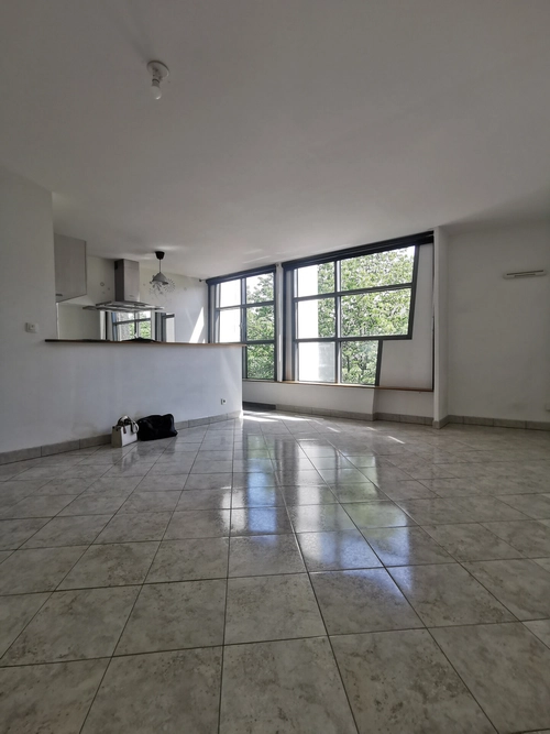 Image d'un appartement 2 pièces 53 m² à 868€ à nantes (44000)