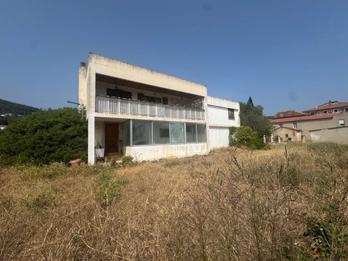 Image d'un maison 6 pièces 240 m² à 680000€ à carqueiranne (83320)