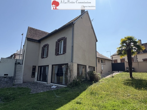 Image d'un maison 10 pièces 266 m² à 331200€ à thivars (28630)