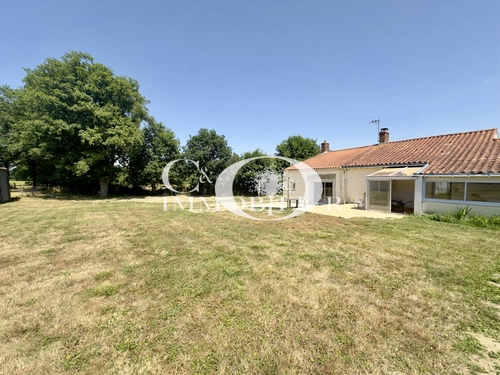 Image d'un maison 5 pièces 138 m² à 233200€ à saint-étienne-du-bois (85670)