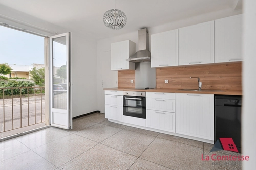 Image d'un appartement 3 pièces 73 m² à 180000€ à aubagne (13400)