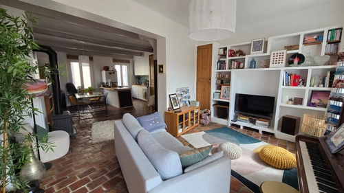Image d'un maison meublée 5 pièces 92 m² à 1400€ à le beausset (83330)