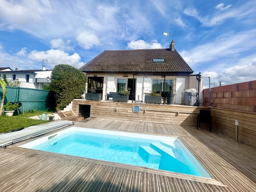 Image d'un maison 8 pièces 207 m² à 615000€ à champs-sur-marne (77420)