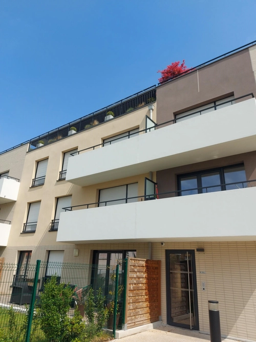 Image d'un appartement 3 pièces 56 m² à 1022€ à livry-gargan (93190)