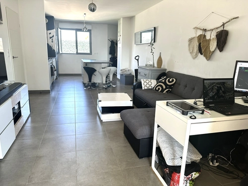 Image d'un appartement 3 pièces 64 m² à 299000€ à vence (06140)