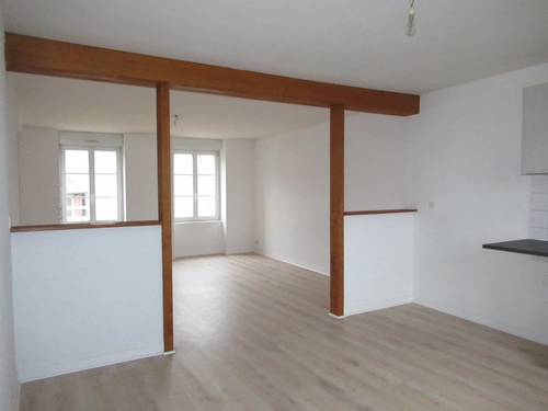 Image d'un appartement 4 pièces 100 m² à 531€ à la ferté-macé (61600)