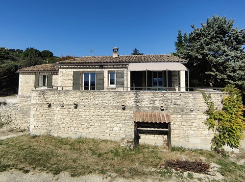 Image d'un maison 4 pièces 81 m² à 1600€ à gordes (84220)