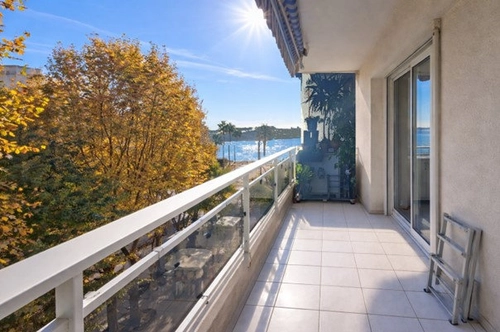 Image d'un appartement 2 pièces 43 m² à 290000€ à antibes (06600)