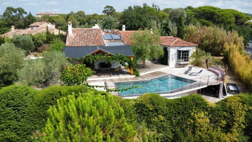 Image d'un maison 6 pièces 182 m² à 980000€ à fréjus (83600)