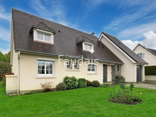 Image d'un maison 8 pièces 180 m² à 318000€ à saint-lô (50000)