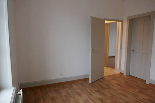 Image d'un appartement 3 pièces 56 m² à 420€ à bar-le-duc (55000)