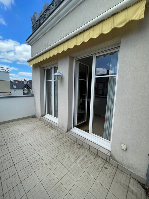 Image d'un appartement 4 pièces 90 m² à 560000€ à le plessis-robinson (92350)