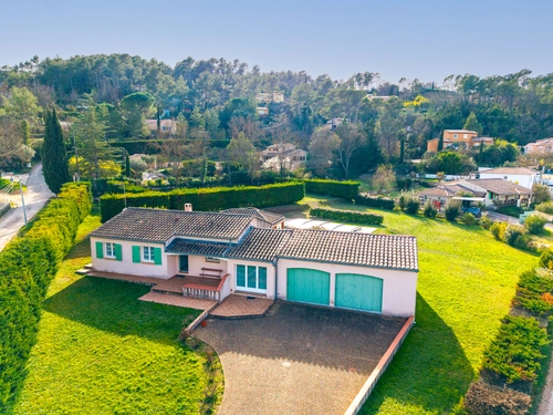 Image d'un maison 4 pièces 117 m² à 470000€ à méounes-lès-montrieux (83136)