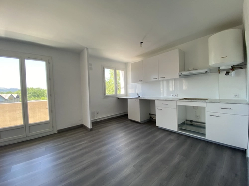 Image d'un appartement 2 pièces 41 m² à 834€ à aubagne (13400)