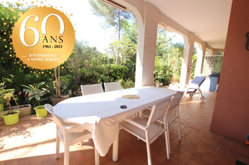 Image d'un appartement 3 pièces 94 m² à 524000€ à saint-raphaël (24160)