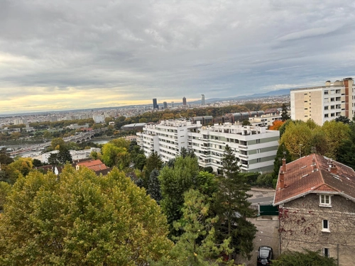 Image d'un appartement 3 pièces 58 m² à 215000€ à caluire-et-cuire (69300)