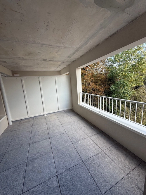 Image d'un appartement 4 pièces 82 m² à 950€ à laval (38190)