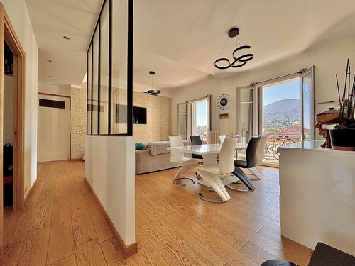 Image d'un appartement 4 pièces 88 m² à 556000€ à menton (06500)