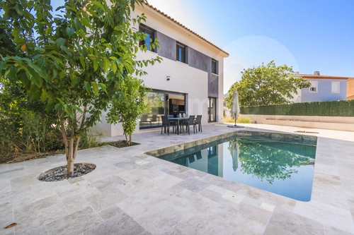 Image d'un maison 5 pièces 130 m² à 484900€ à rocbaron (83136)