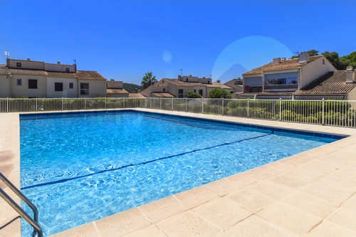 Image d'un appartement 2 pièces 54 m² à 274000€ à bormes-les-mimosas (83230)