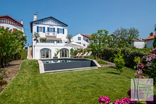 Image d'un maison 7 pièces 200 m² à 1785000€ à saint-jean-de-luz (64500)