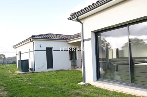 Image d'un maison 6 pièces 157 m² à 421200€ à montpon-ménestérol (24700)