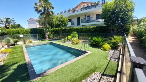 Image d'un appartement meublé 2 pièces 40 m² à 1200€ à toulon (83100)