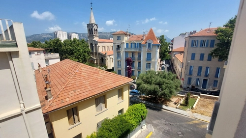 Image d'un appartement meublé 2 pièces 47 m² à 750€ à toulon (83100)