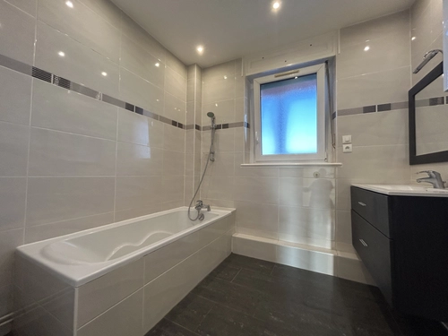 Image d'un appartement 4 pièces 82 m² à 785€ à mulhouse (68100)