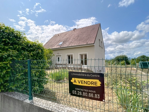 Image d'un maison 8 pièces 175 m² à 295000€ à montmirail (72320)