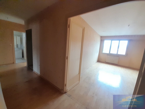 Image d'un appartement 4 pièces 92 m² à 86000€ à lourdes (65100)