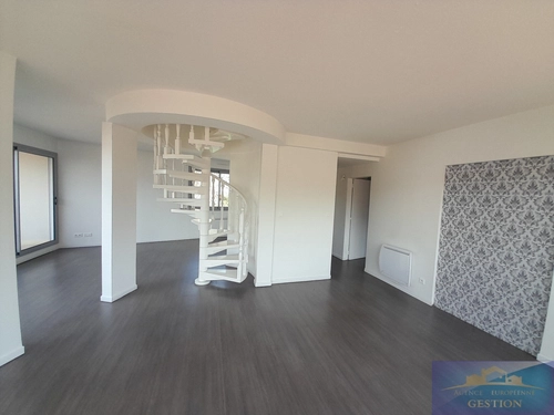 Image d'un appartement 4 pièces 117 m² à 209000€ à lourdes (65100)