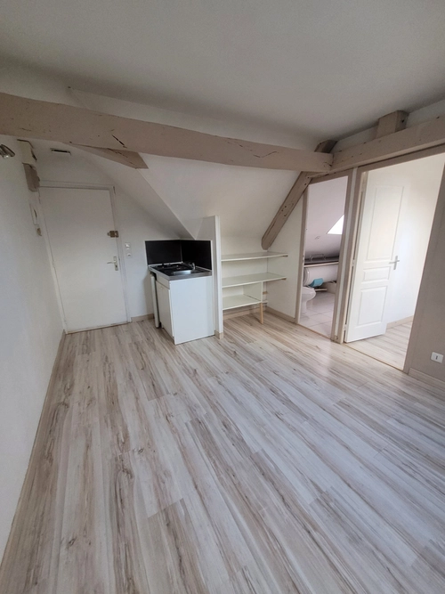 Image d'un appartement 2 pièces 19 m² à 455€ à pont-sainte-maxence (60700)