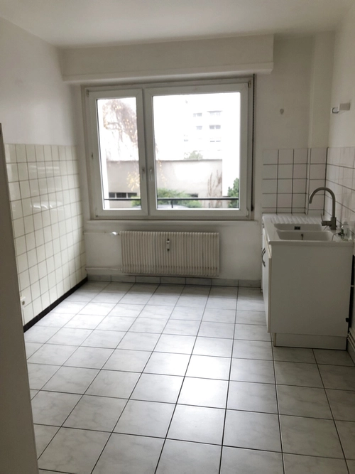 Image d'un appartement 3 pièces 68 m² à 1050€ à strasbourg (67000)