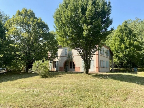 Image d'un maison 9 pièces 200 m² à 362000€ à auch (32000)