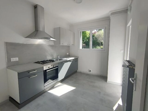Image d'un appartement 7 pièces 77 m² à 81375€ à tulle (19000)