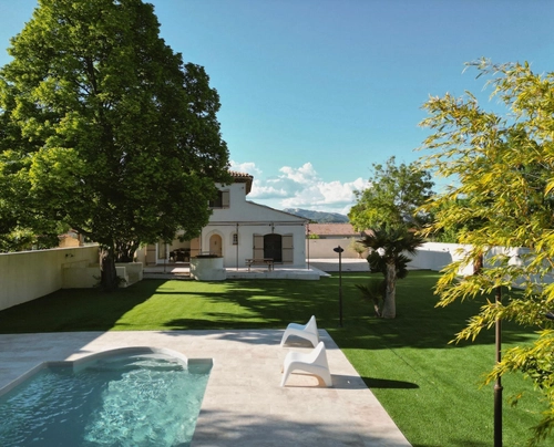 Image d'un maison 6 pièces 160 m² à 899000€ à aubagne (13400)